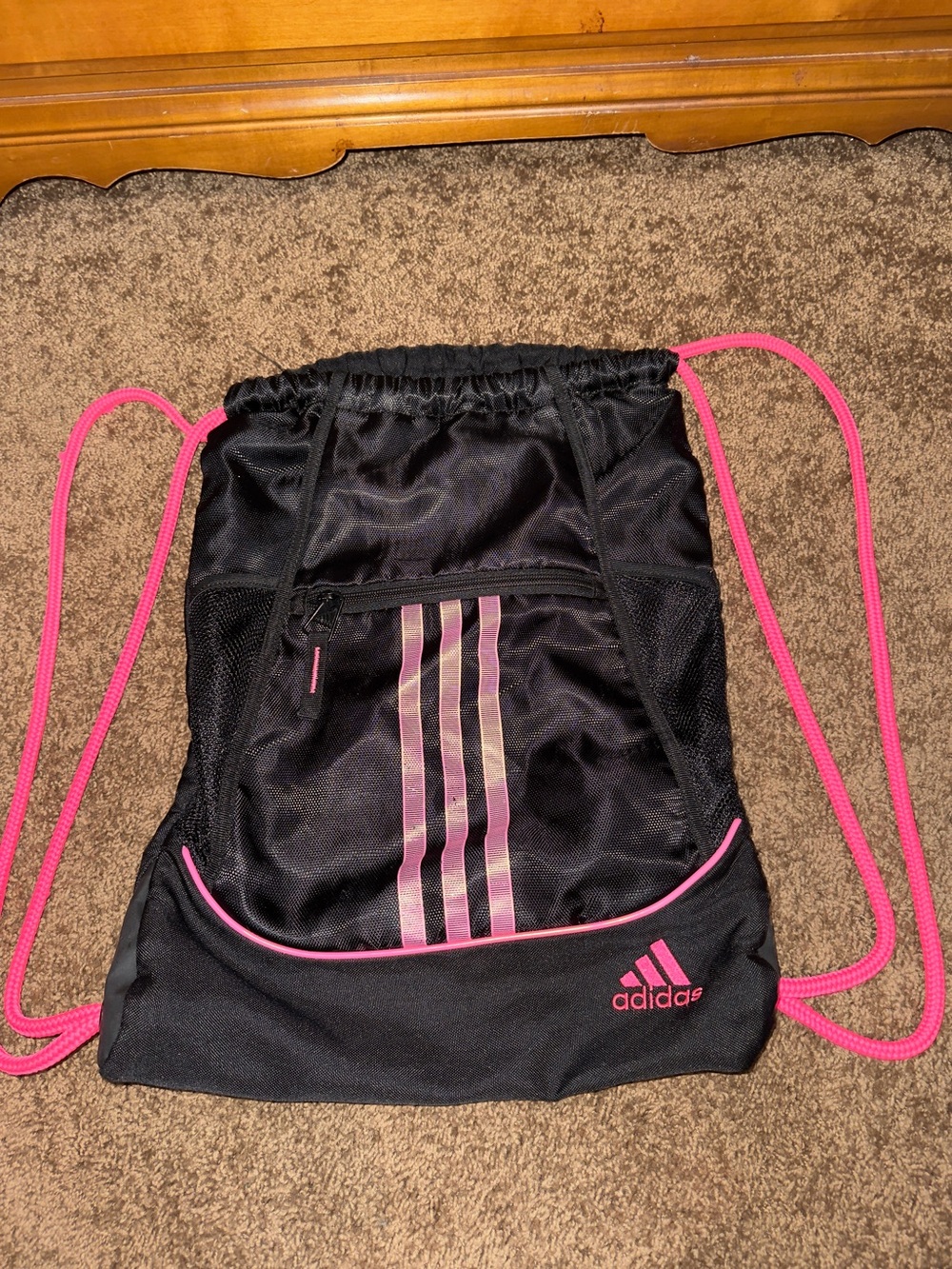 Adidas Drawstring Bag - Picture 1 of 3